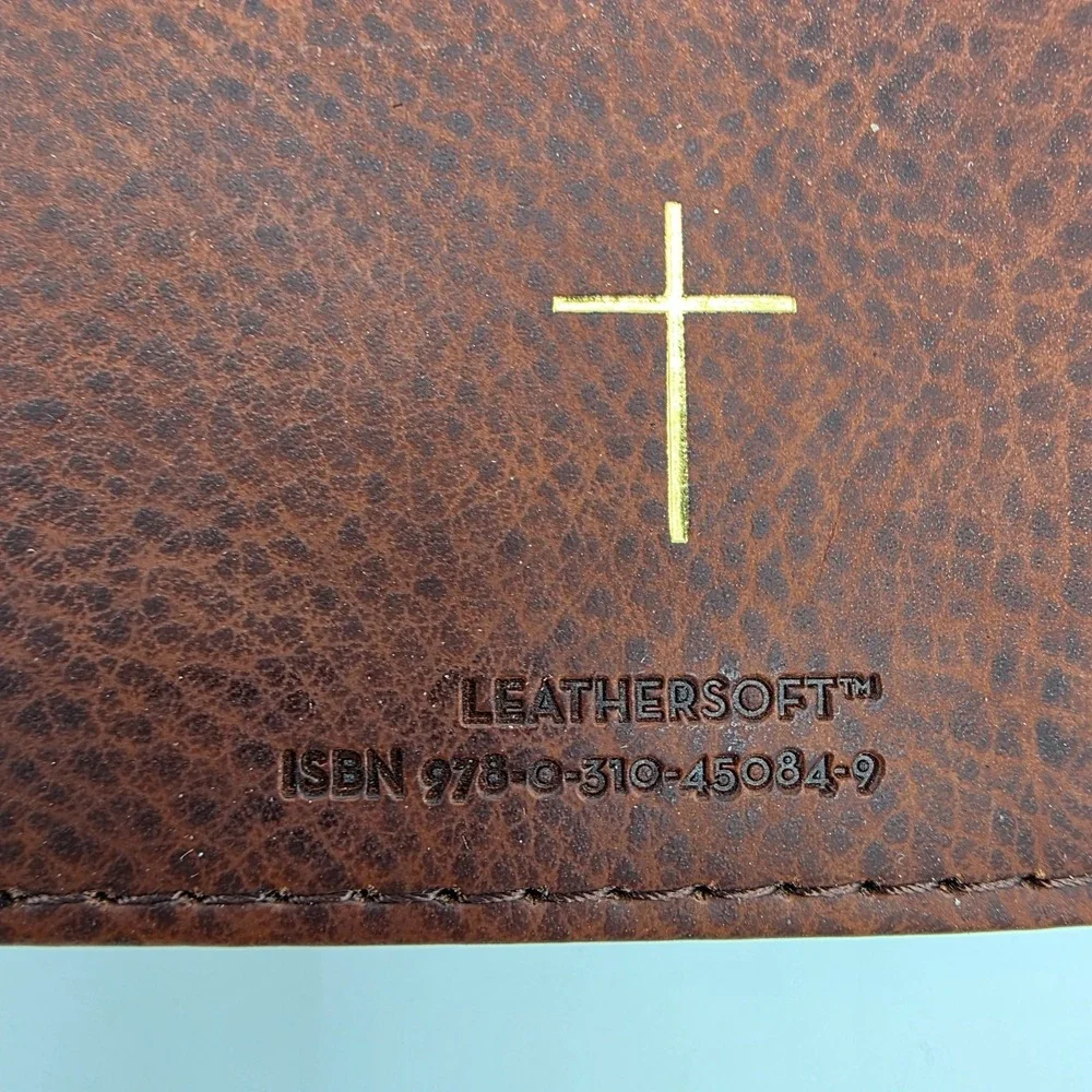 NIV Quest Study Bible Brown by Zondervan 2011 Leathersoft